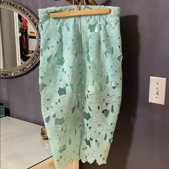 Mint green pencil skirt - Picture 3 of 6